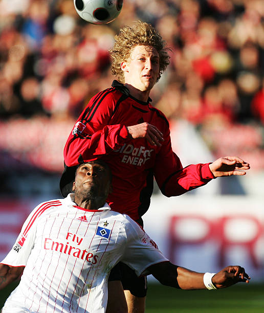 凭借稳扎稳 凭借稳扎稳