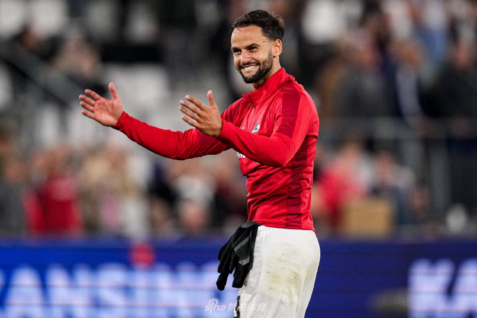 小因扎吉共 小因扎吉共