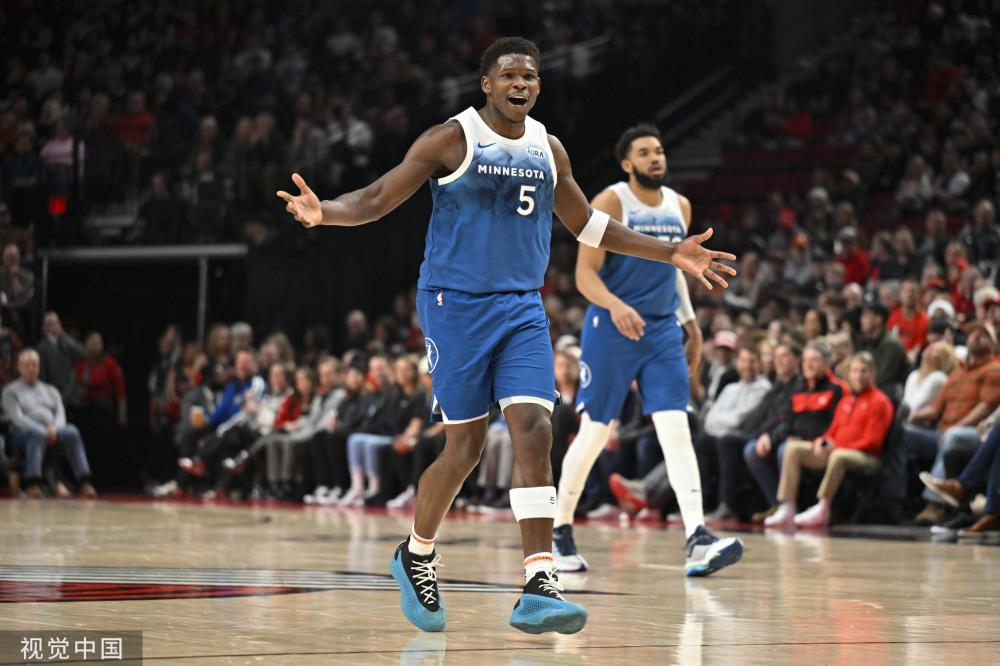 们看到了他 们看到了他