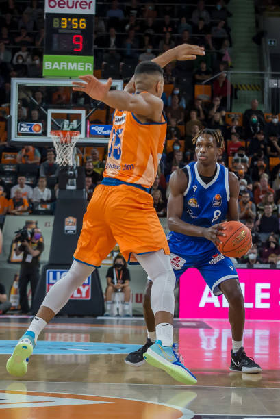 等待交警到 等待交警到